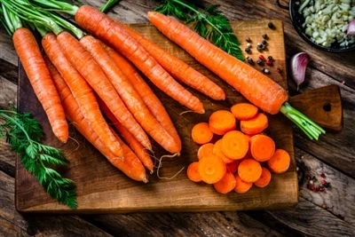 Quais são os benefícios de tomar beta{0}}caroteno?